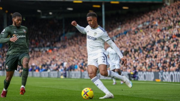Romano: Betis wants to buy a left-back in the summer window, try to sign Philpo