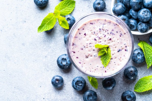 Blueberry is rich in anthocyanins and is a natural antioxidant! 2 kinds of anthocyanins will be lost, so let cool and preserve them best