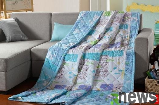 How to remove the smell of thin quilts