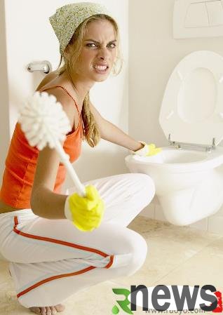 What to do if the toilet is dirty? How to clean toilet dirt