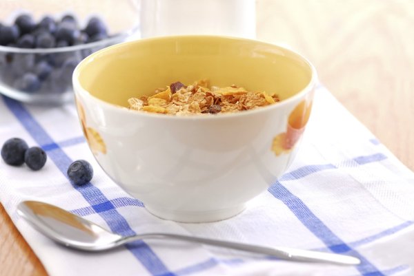 Shouldn’t you eat to stop eating when you wake up in the middle of the night? Nutritionists recommend 4 snacks that won t irritate sleep
