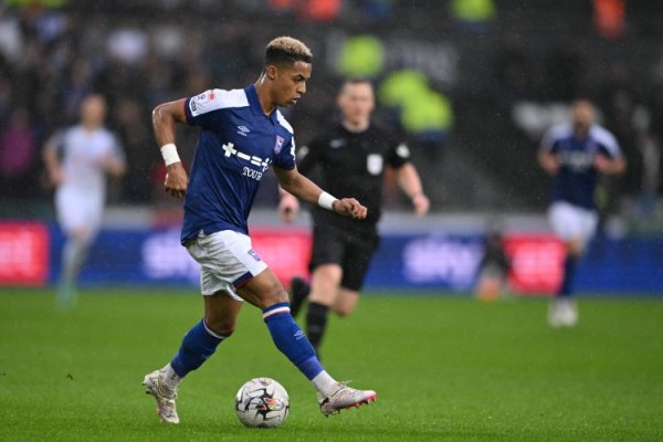 TA: Brentford approaches Hutchinson with Yi Town, but is reluctant to pay 35 million pounds of termination