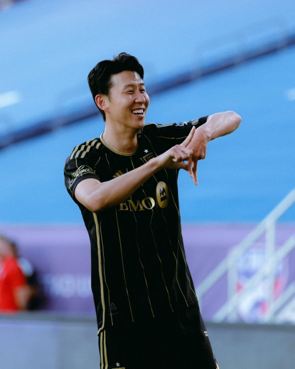 Wonderful🚀Sun Heung-min scored with a free kick and opened Los Angeles FC goal account