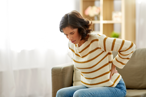Relieve vertebrae and numbness. A famous doctor of health care teaches you 2 simple movements