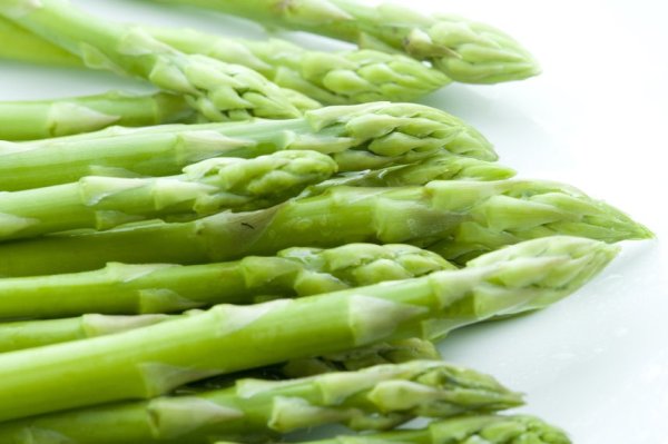 Enjoy the natural and sweet seasonal flavor. Experts teach you how to choose 3 key points for green ginger and 1 food stalk