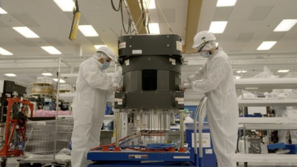 Applied Materials reported excellent financial results, and estimates that AI will drive equipment sales growth but still fell after the opening bell.